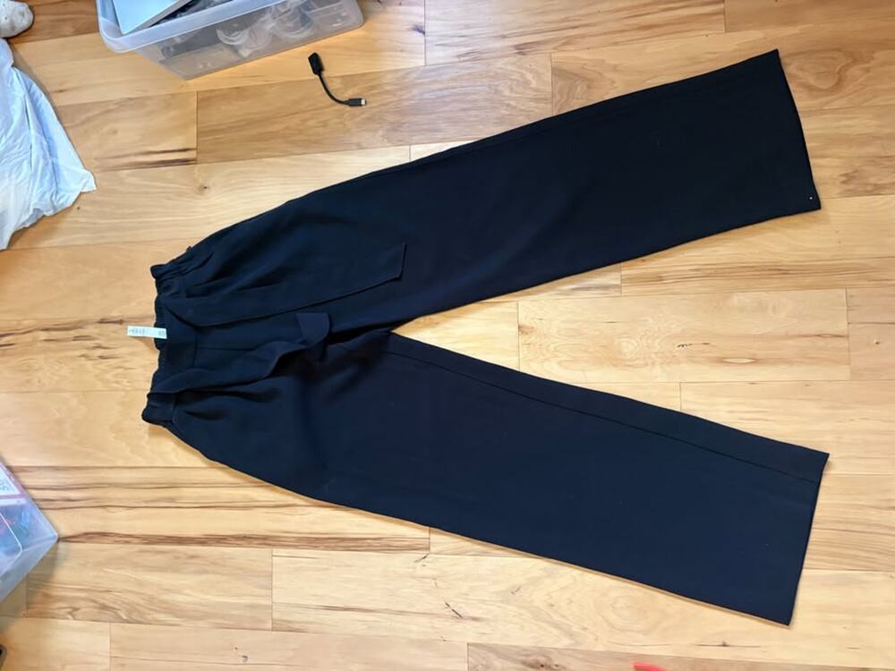 Lululemon Black Tie-Waist Wide-Leg Pants - Size 2